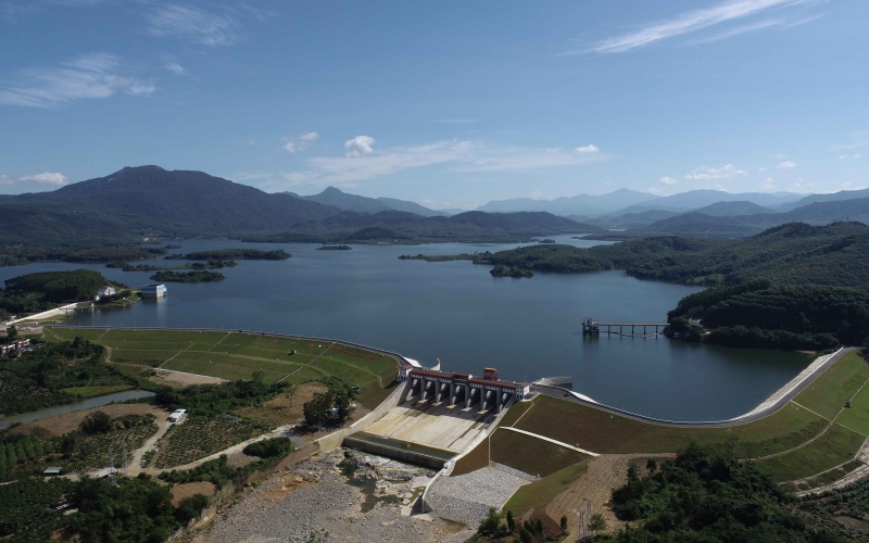 海南省石碌水库等9座大中型水库除险加固工程通过下闸蓄水验收