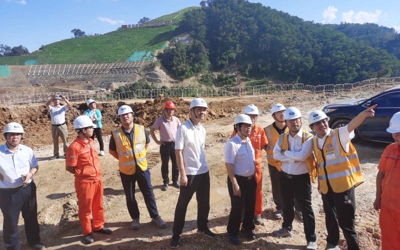 排查隐患，，，，，，，防洪度汛，，，，，，，确保清静—省水务厅对70net永乐高集团在建项目开展质量清静暨防洪度汛检查