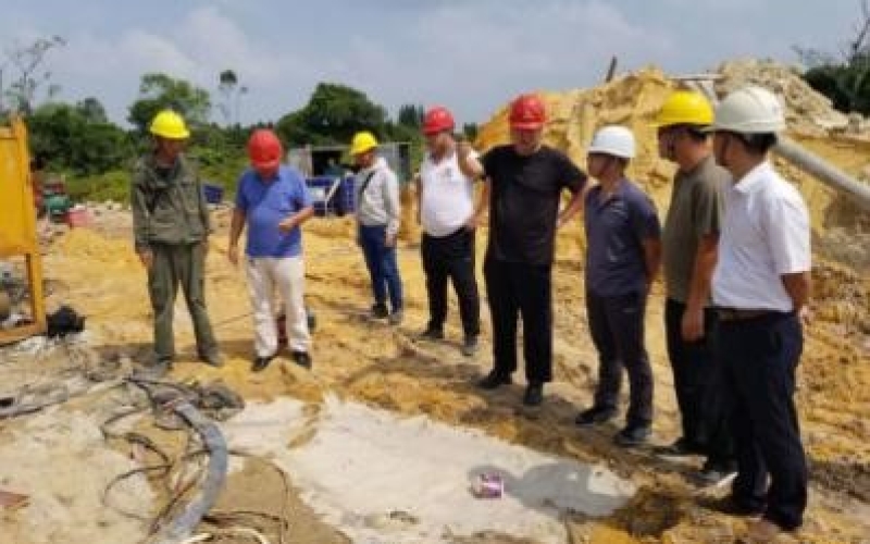 防危害保平安迎大庆－－70net永乐高集团纪委书记傅后干带队对湖山水库、东干支渠三标举行第三季度清静生产检查
